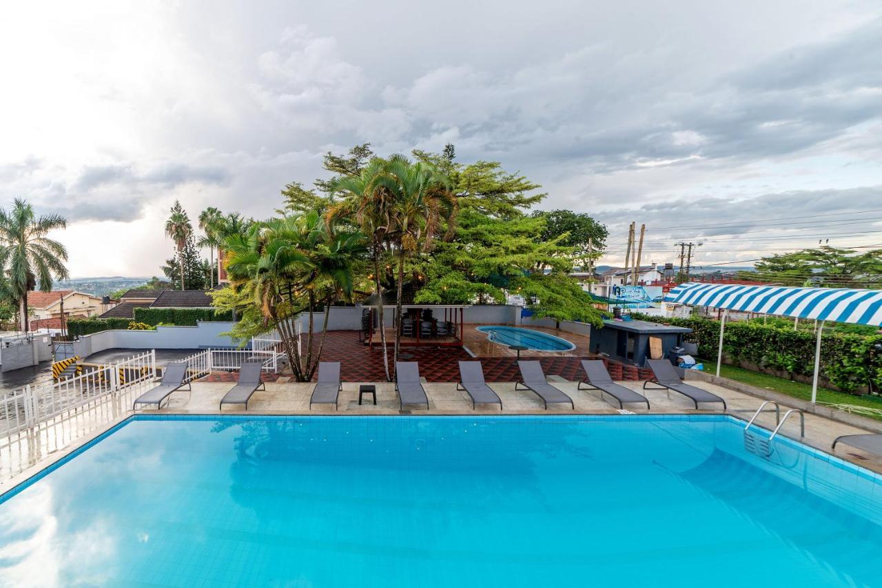 Afro Park Hotel Kampala Exterior photo